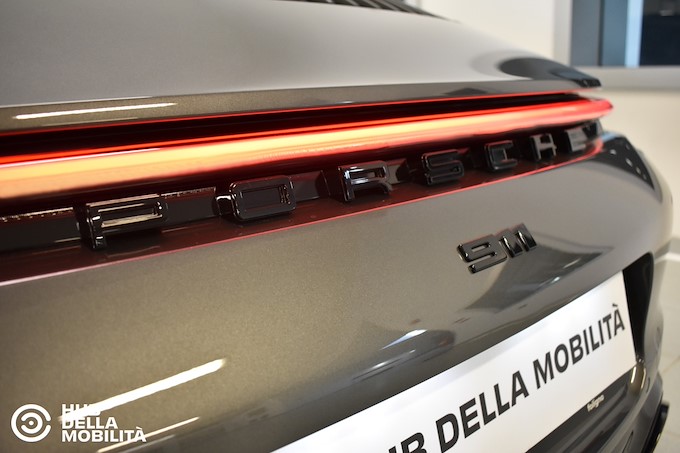 PORSCHE 911 Carrera S